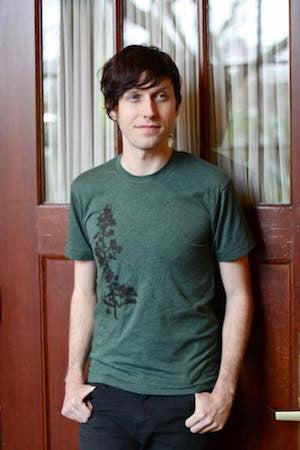 Pine Tree Flock T-Shirt - Unisex Heather Forest