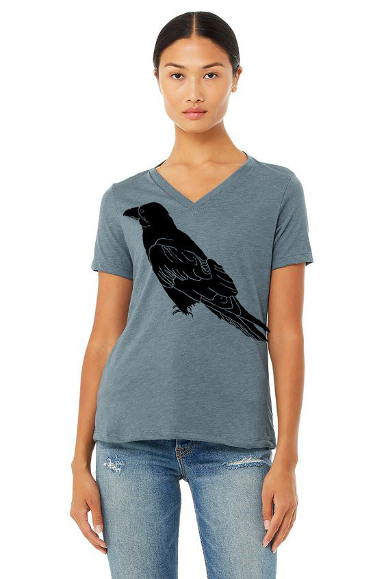 Perched Raven V-Neck Tee - Women's Heather Slate