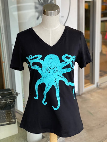 Octopus Kraken V-Neck Tee  - Women's Black